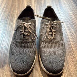 Men's Gray Knit Shoes